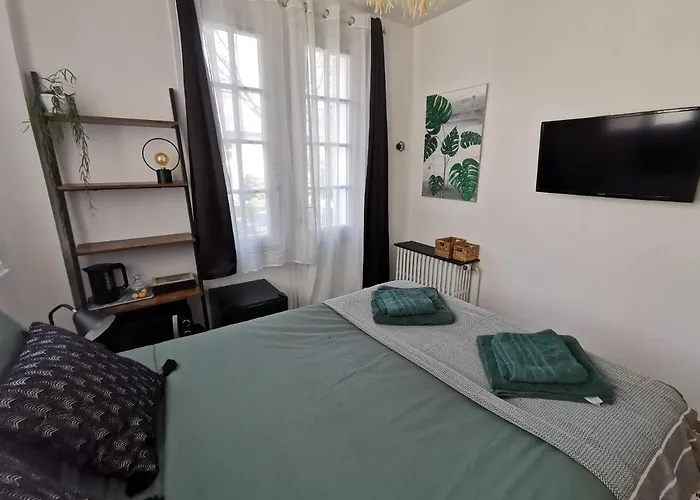 Les Rauches - Quai Loire - Chambre Jungle